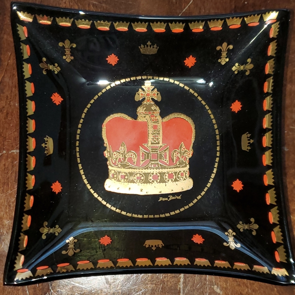 Dan Baird Signed Black and Gold Crown Decorative Dish